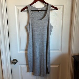 A New Day Grey Sleeveless Fitted Dress Size Small